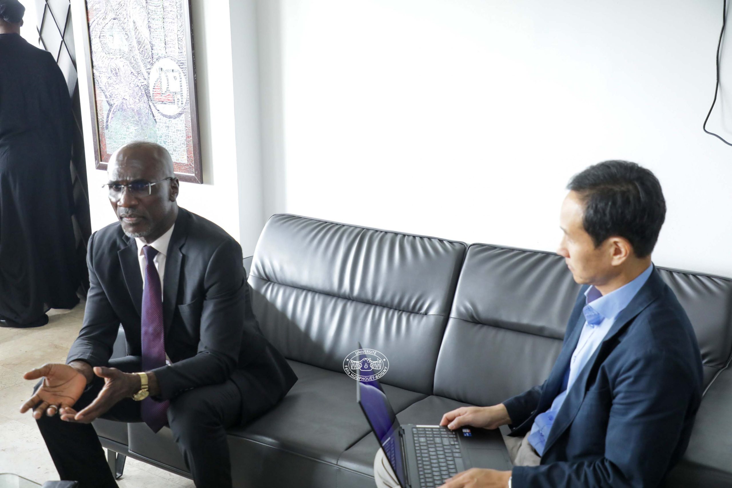 Diplomatie universitaire